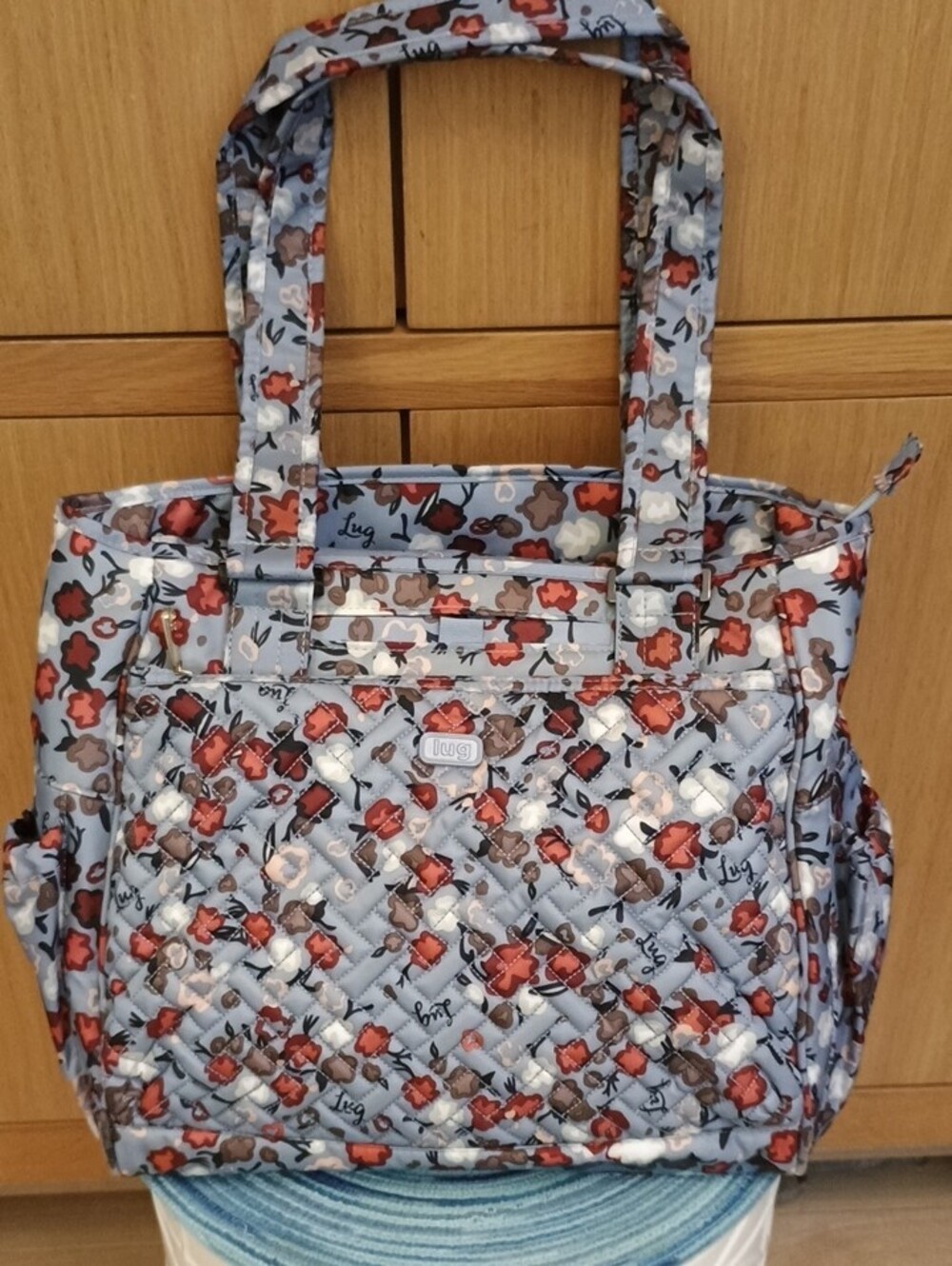 NWOT Lug  Light Blue Quilted Floral   Cabby Shoppers Tote - Picture 2 of 13